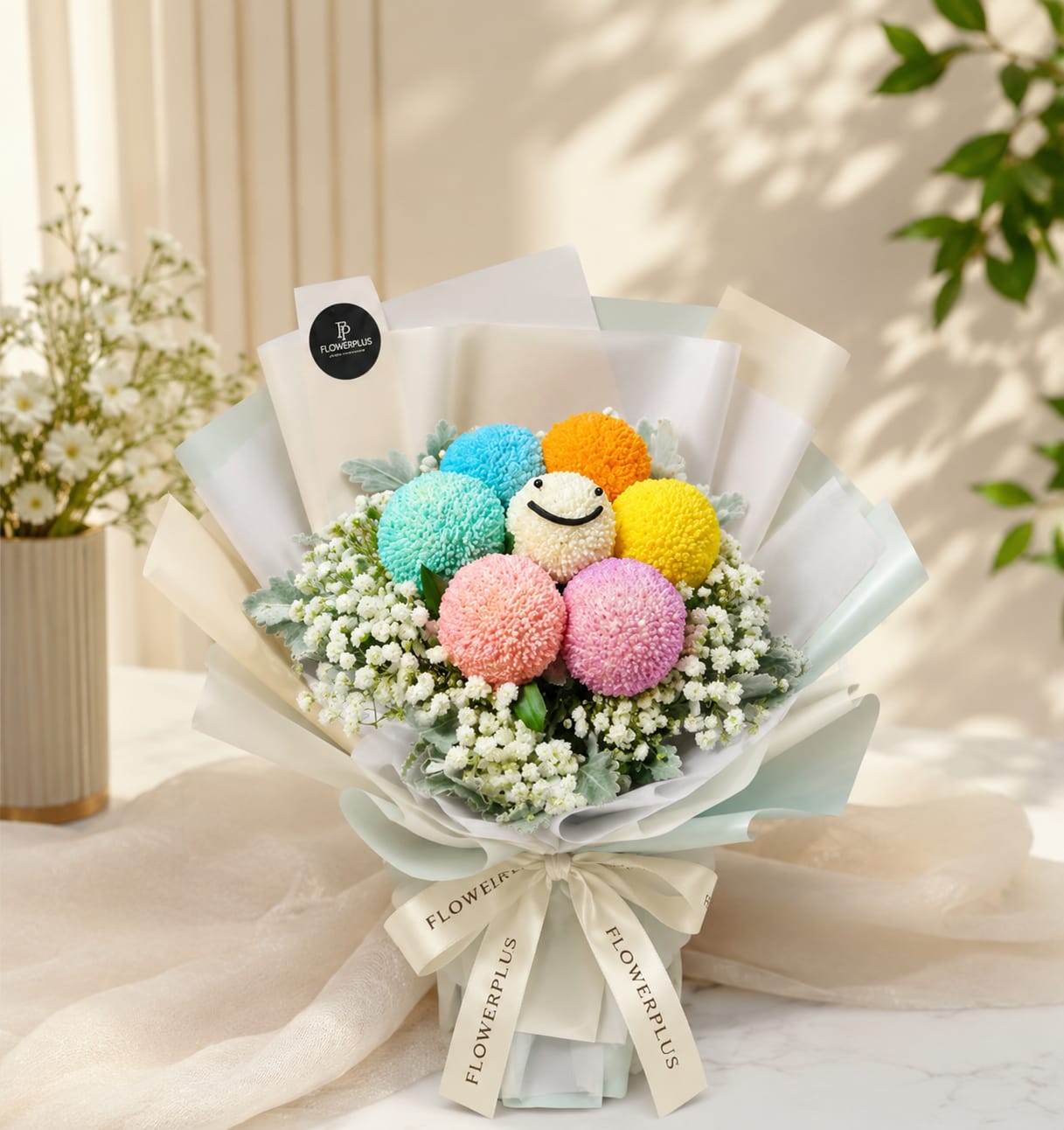 A BUNDLE OF PURE HAPPINESS | Rainbow Ping-Pong Bouquet