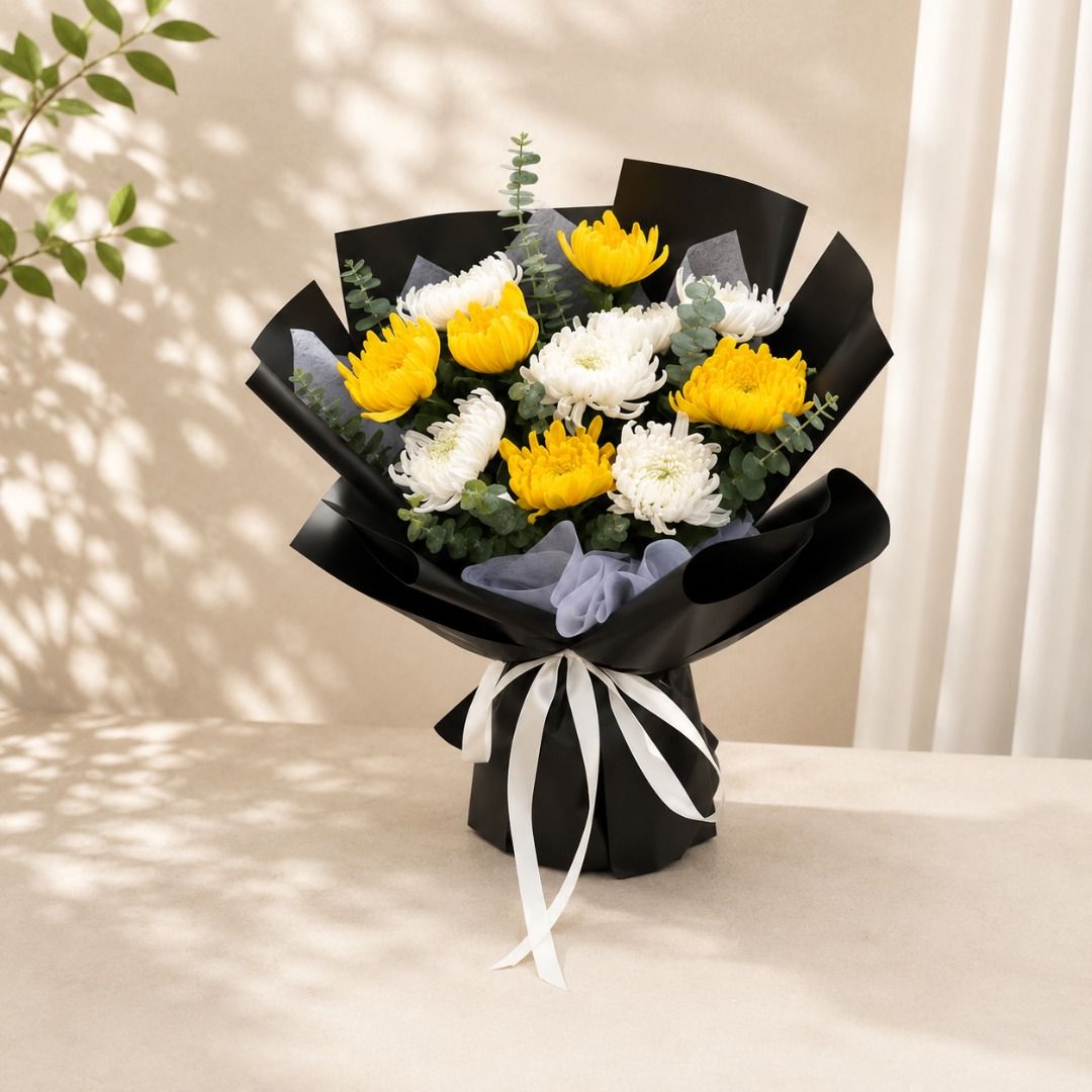 GOLDEN FARWELL | White & Yellow Sunlight Chrysanthemums Bouquets